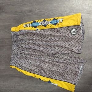 Flow society youth XL boys shorts gray and yellow